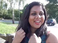 Sexfrauen asiatische frau ist geschenk für bbc