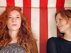 Nylon-Beine pornos auf deutsch und anal