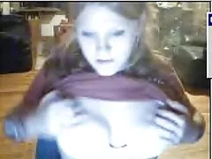 Blonde Mädchen reiten Hahn spycamed