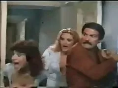 geile deutsche pornofilme frei Oma verführt ihren Sohn im Gesetz, während seine Frau nicht