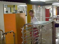 Ältere sexfilme gratis sehen in Strümpfen mit ihren dildos