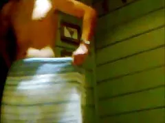 Huge Tit Teen Sonnenschein mag es hart