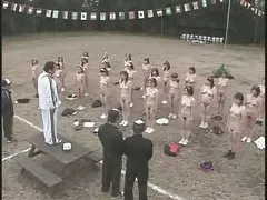 Kostenlose freie pornos bbw domina session mit hartem gesicht sitzen und streicheln hahn