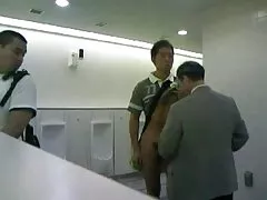 Frau erotik video gratis mit Mann und 2 Freunde