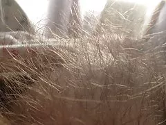 Französisch FKK-Strand Cap d'Agde Frau spielt dick handjob