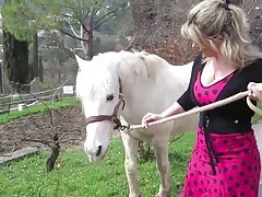 Feuer in ihrem Bett! 1972