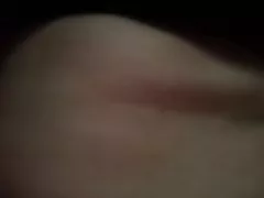 MILF geile votzen nimmt Riesenschwanz in Küche