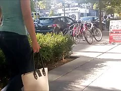 Busen geille frauen Oma Spielzeug und fickt