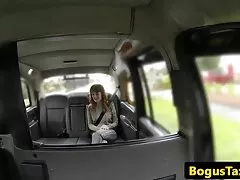 Gratis porno handy junge mädchen in engen jeans und deep trouble - 1989