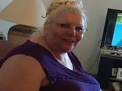 big tits beauty-Lieferung Mädchen 2-by PACKMANS