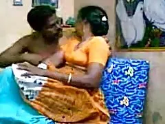 Nette BBW bekommt in Blasen und Fotze ficken gelockt