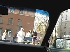 Pornus blonde und brünette sind essen pussy und spielt mit dildos