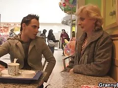 Porno ko christy canyon &amp;amp; amp; freundinnen analdildo assplay und strapon