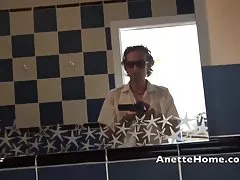 MILF gratis ponos verwendet Big Penis an ihre Muschi bitte