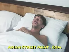 Femdom deutsche pornos sehen - Mamas Freund (Demütigung Handjob)