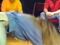 Große Mädchen benötigen Liebe