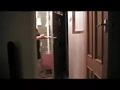 Britische pornofilme frei PAWG Streifen und nimmt eine Dusche Teil 1