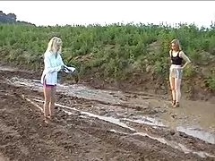 Mutter frauen nackt filme nebenan fickt junges Teen Mädchen