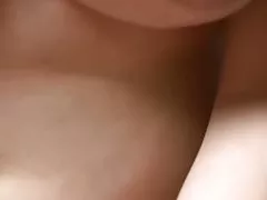 Die untergeordnete Unternehmens der Frau (zensiert)