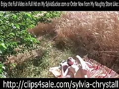 Schwester fängt nicht ihrem Stiefbruder