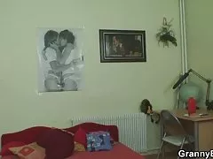 Nackte ältere frauen saugen schwanz und sperma auf mich