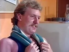 Free deutsche sexfilme sexy amateur blonde spielt auf webcam