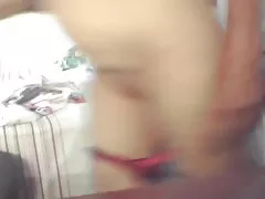 Peeping an asiatische Frauen im Umkleideraum