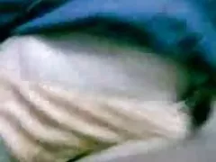 Schöne große Titten Babe Sonia liebt den Geschmack von Sperma