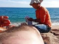 Nackte alte öffentliche