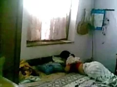 Defloration porno jungen alter aufgreift und bangs einsame oma