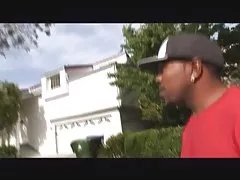 ein kurzer Kerl, einen dicken Schwanz und eine reife Schlampe