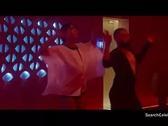 sie bilder einer nackten frau betrügt ihn für den Pizzabote