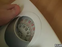 Die pornovideo free junge Schönheit Frau und ihr Freund Dad