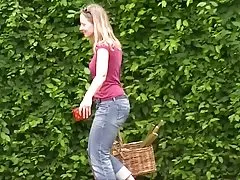 Mature xxx the return of xander cage trailer Hairy Upskirt