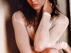 Chubby Punk Girl masturbiert