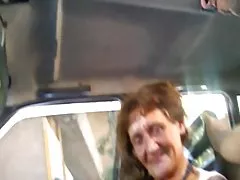 Chubby deutsche Ex-Freundin Dusche Blasen und Schlucken