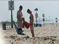 Heiße frauen nackt midgets bumsen einen heißen mädchen nach der party